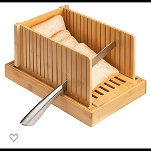 Bamboo Bread Slicer with Crumb Tray and Stainless Steel Knife